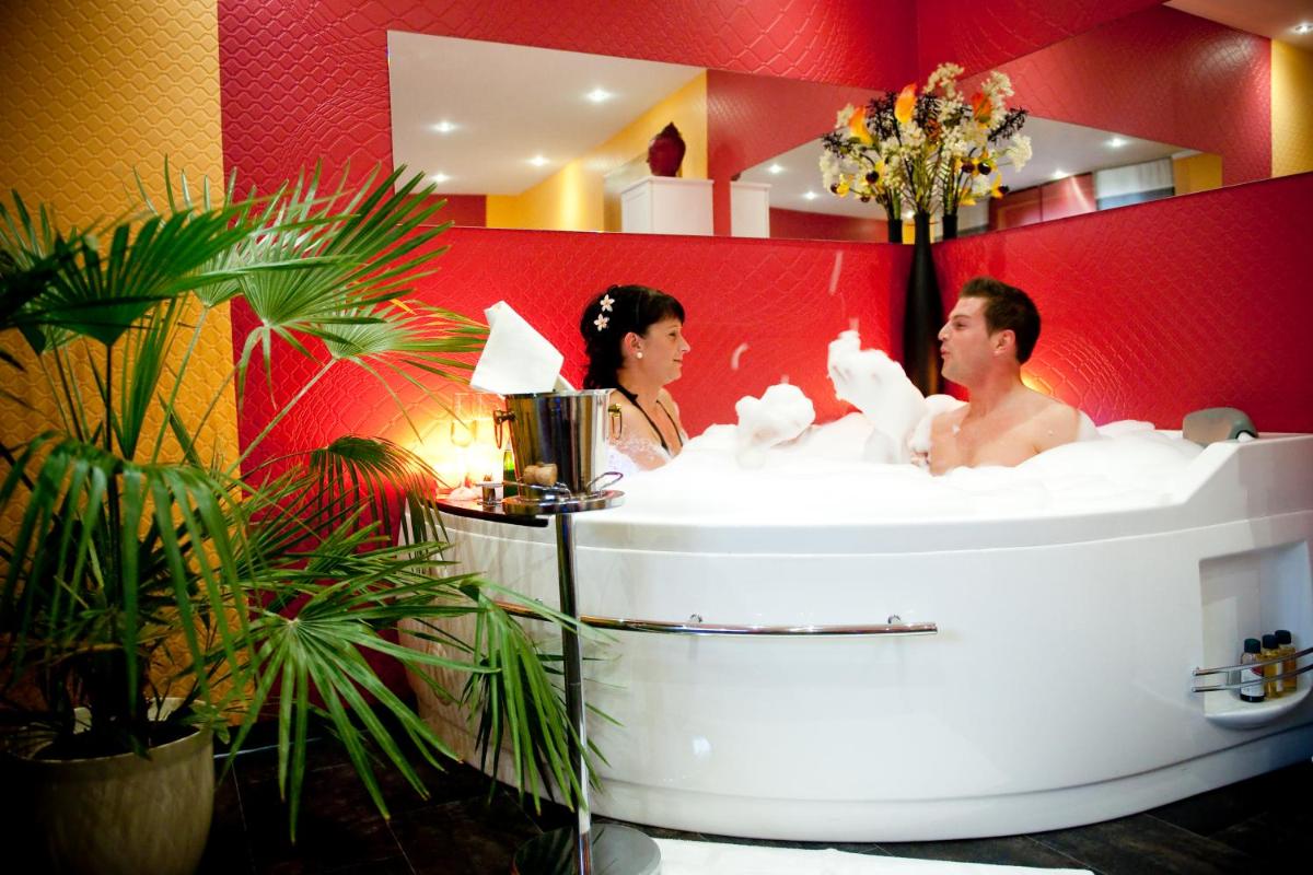 Hotel Englischer Hof - Housity