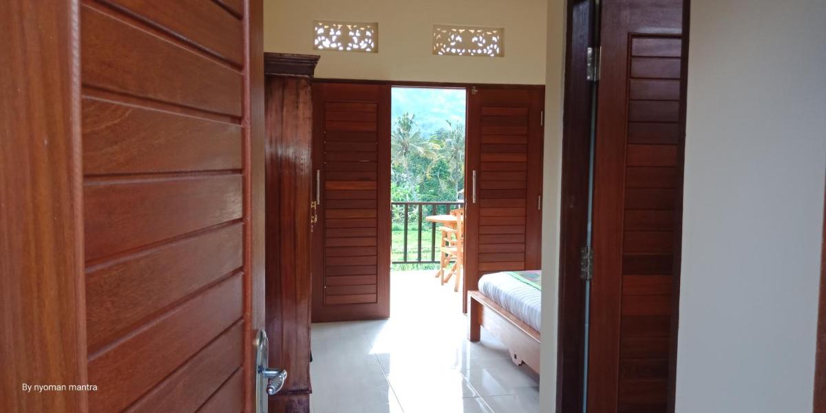 Mantra Guesthouse Sidemen - Housity