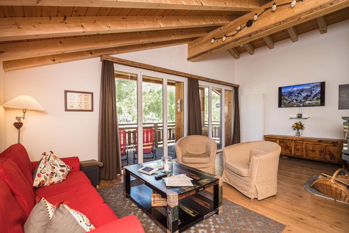 BaseCamp Apartments - Housity