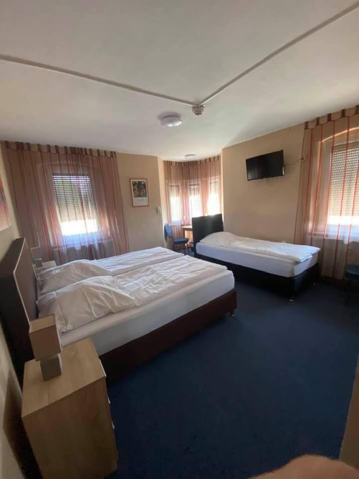 Hotel-Gasthof "Alter Ritter" - Housity