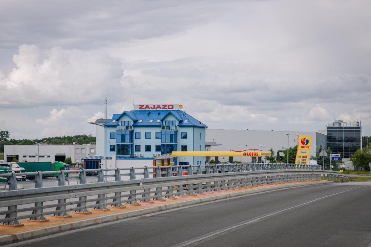 Zajazd Blue - Housity