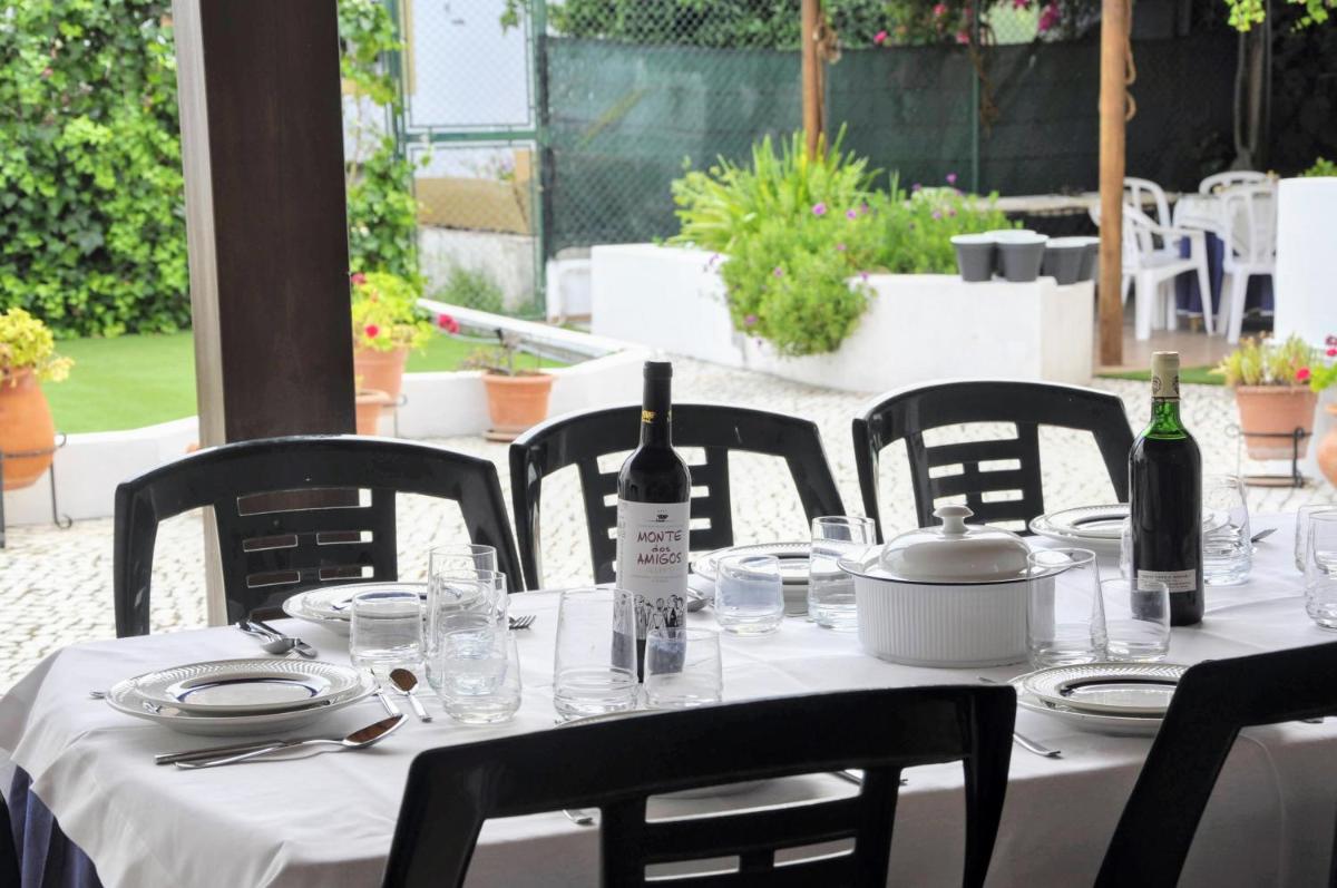 Santiago Residence Guest House - Housity