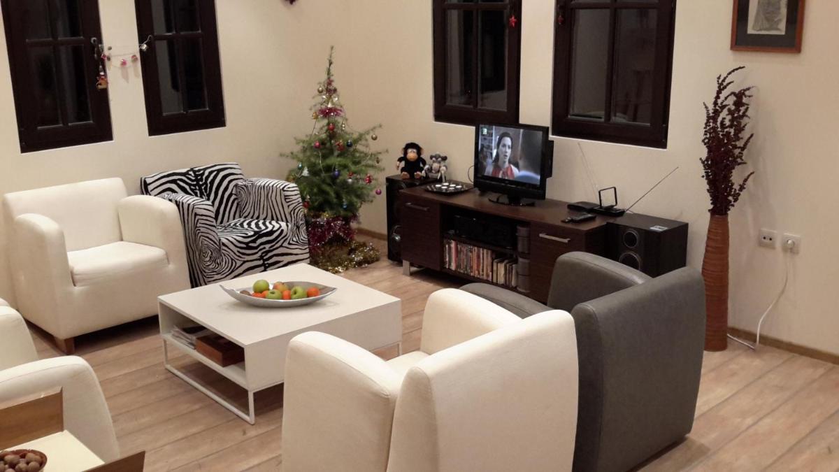 Suitetrails - Guest House Jana Къща за гости Жана