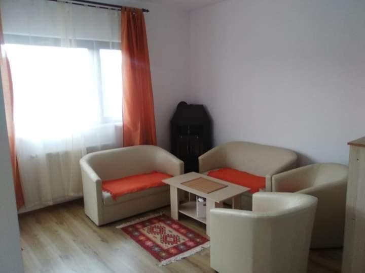 Pensiunea Casa Murani - Housity