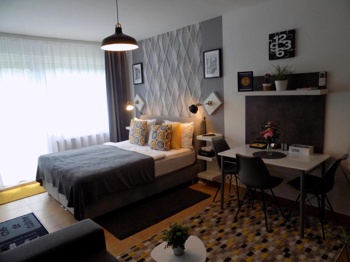 Fészek Apartman Sopron - Housity