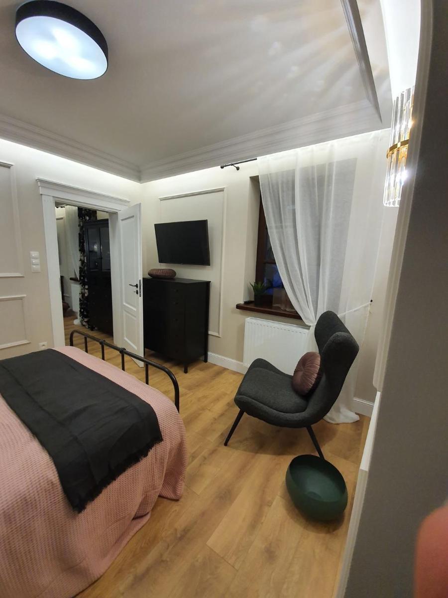 Apartament w sercu Zamojskiej Starówki - Housity