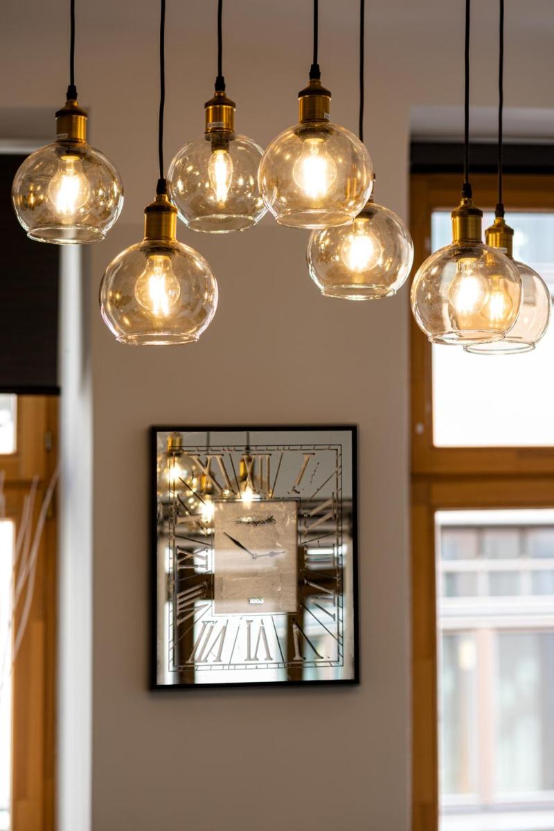 Art Design King Bed Studio Apartment In Old Town - Housity