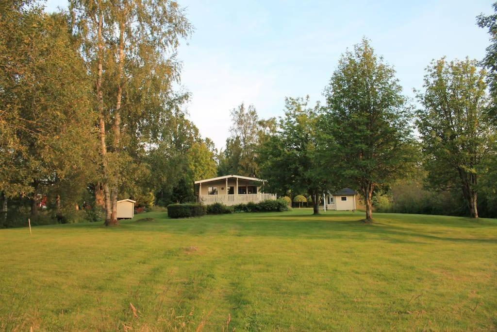 Ferienhaus Smultronsställe Hjo, Vättern - Housity