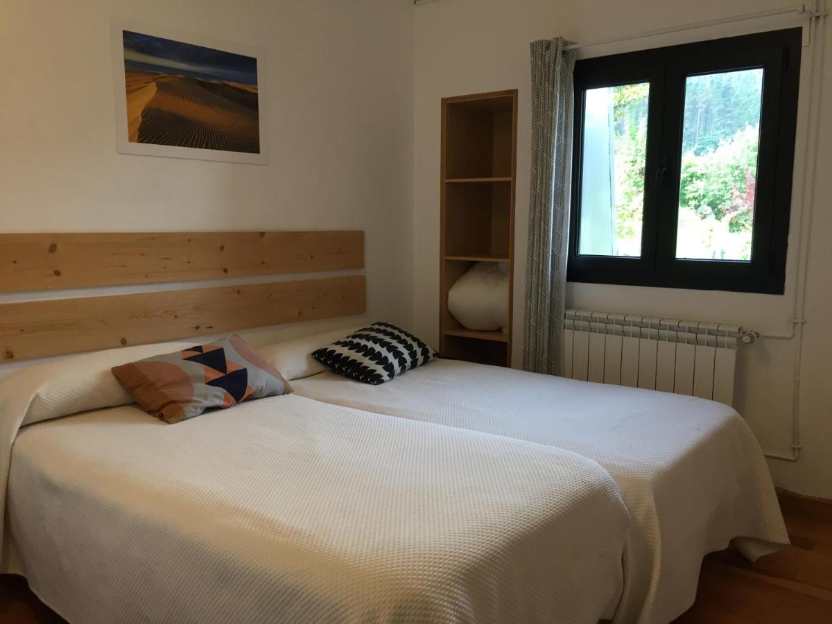 ABARAXKA HOSTEL Disfruta la Vía Verde del Urola hasta la Playa - Naturaleza Montañas y Riqueza Cultural - Housity