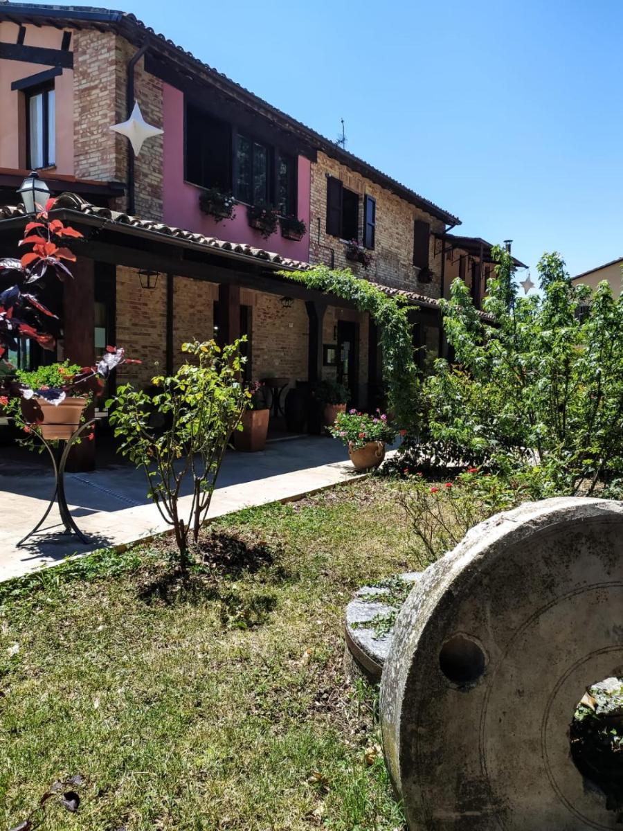 Agriturismo La Corte Sul Lago - Housity