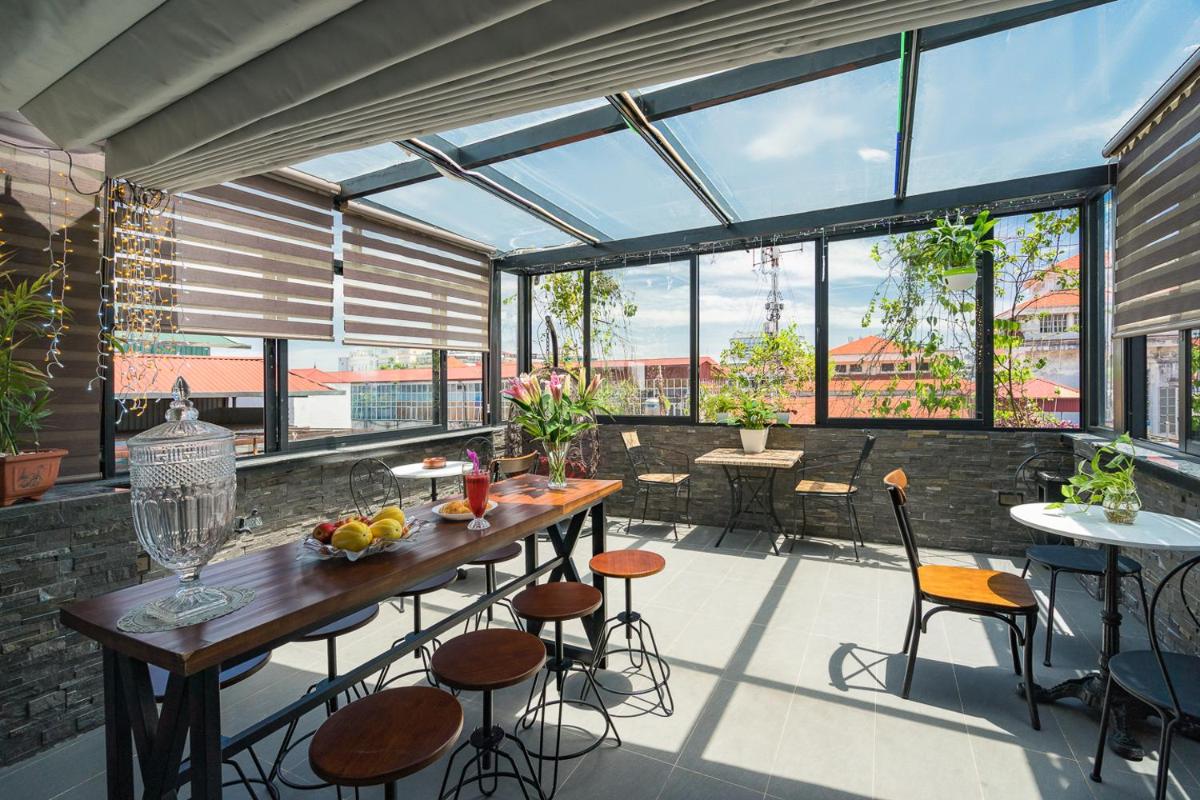 Narcissus Hotel & Apartment - Housity