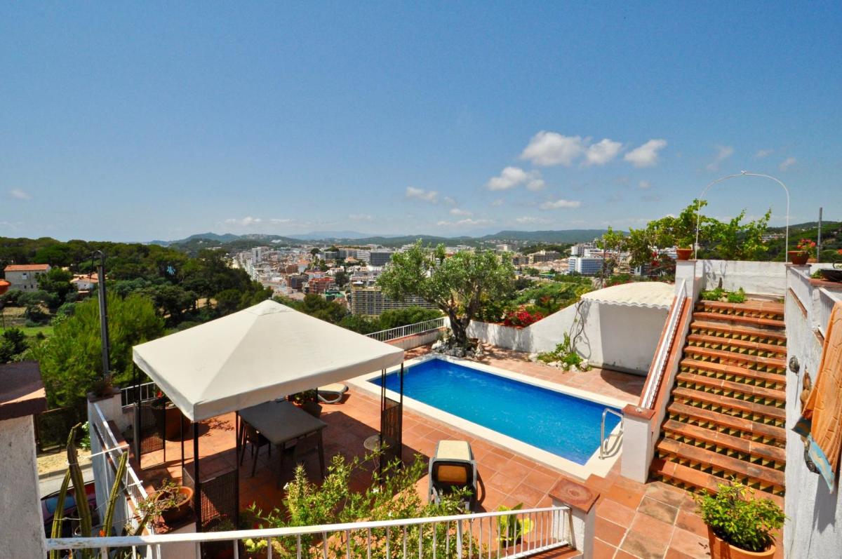 Villa Cala Trons - Housity