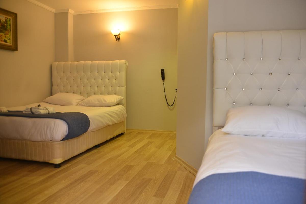 Pure Diamond Hotel - Housity