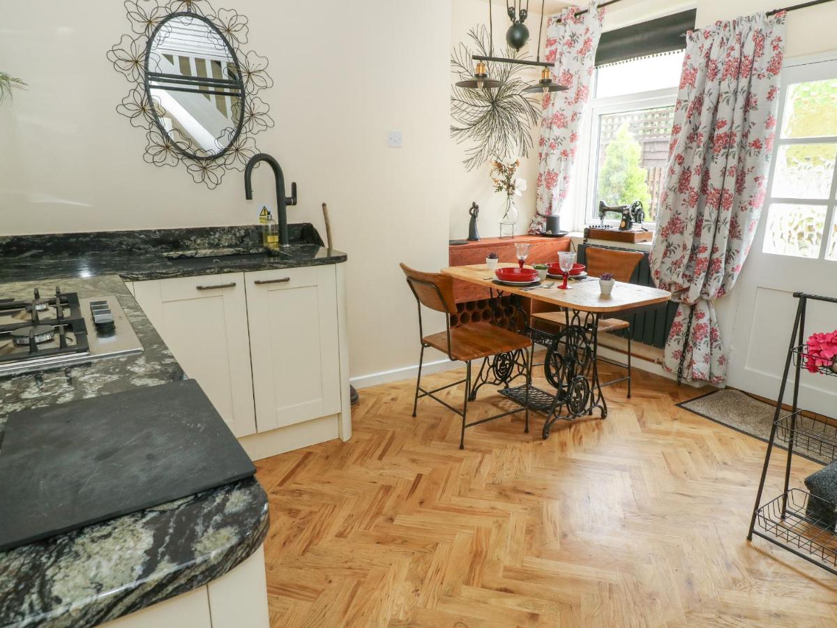 Billys Cottage - Housity