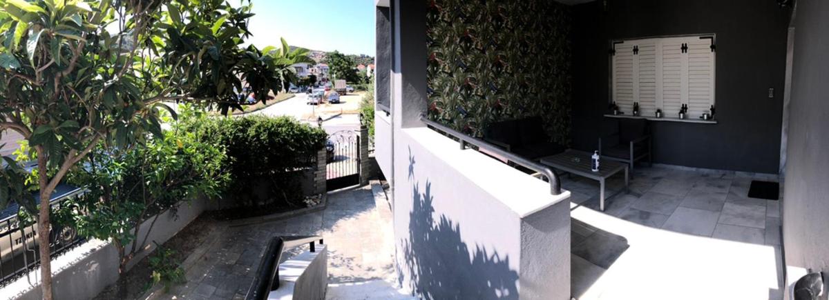Glykanisos Suites - Housity