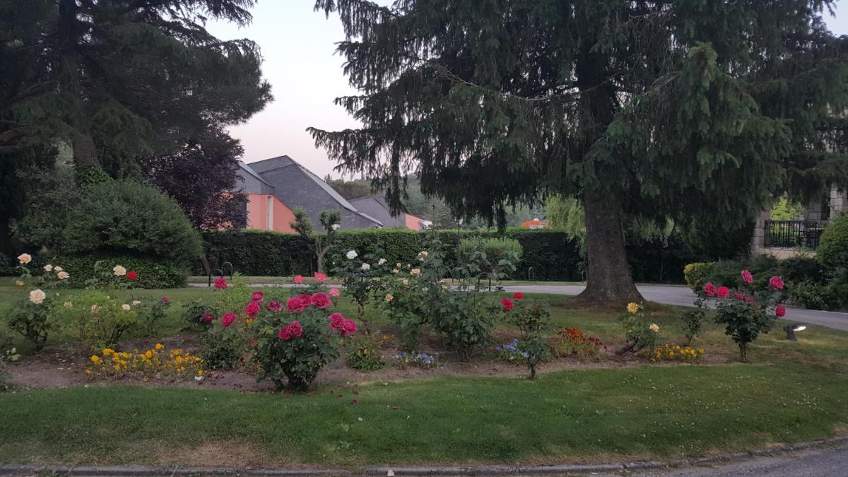 Jardín al aire libre en Hotel Rural Spa & Wellness Hacienda Los Robles