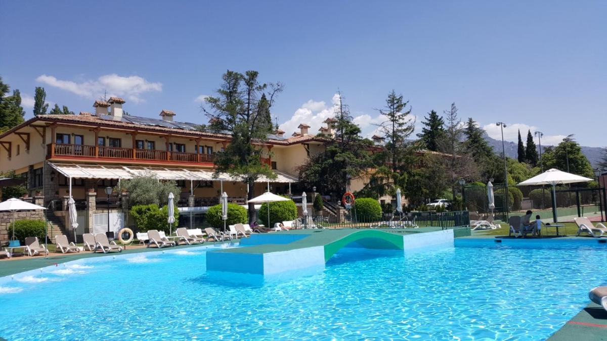 Piscina en o cerca de Hotel Rural Spa & Wellness Hacienda Los Robles