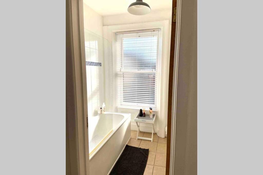 Flat 5 EIA House - Housity
