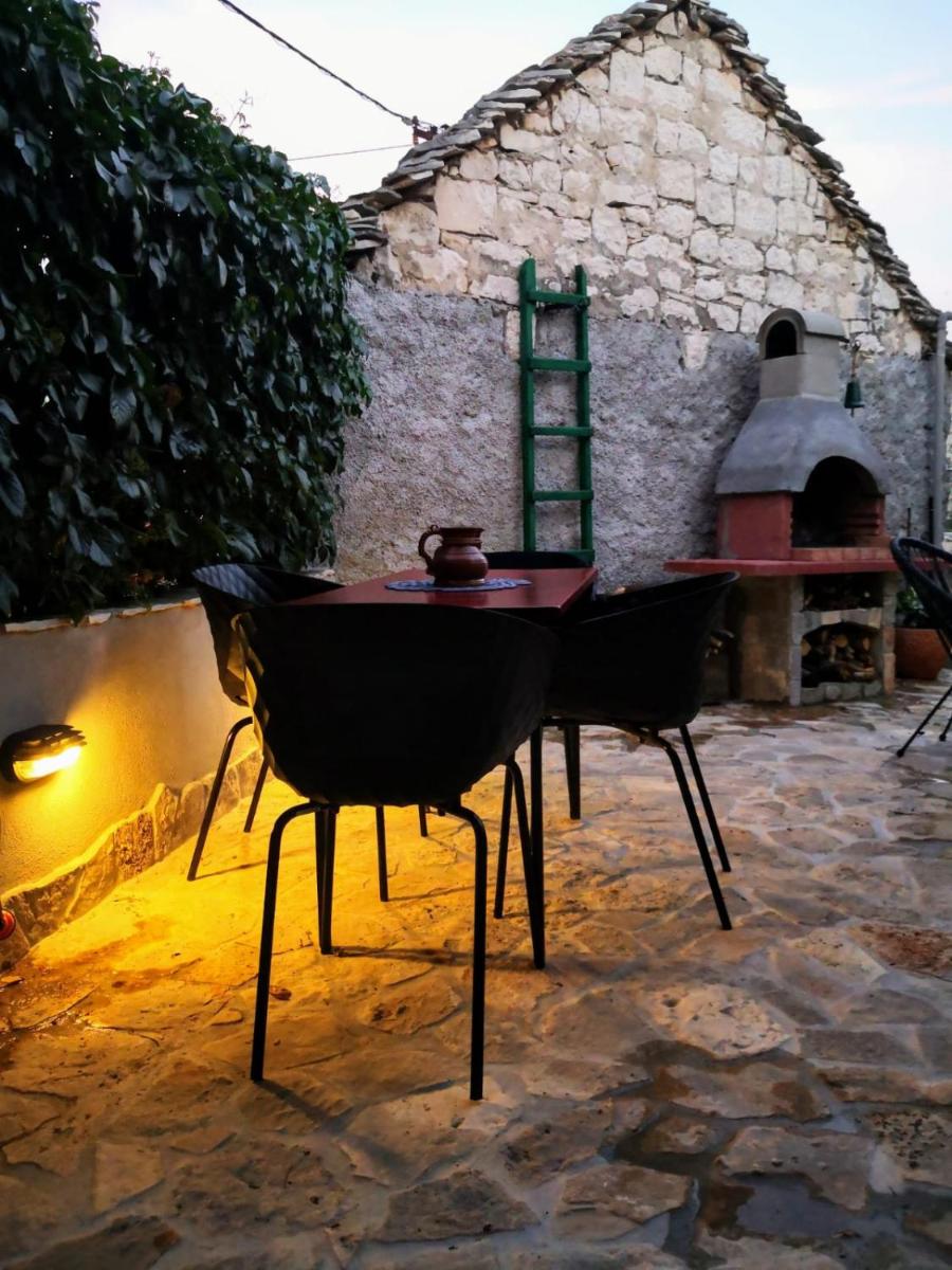 Holiday Home Little Heaven - Housity