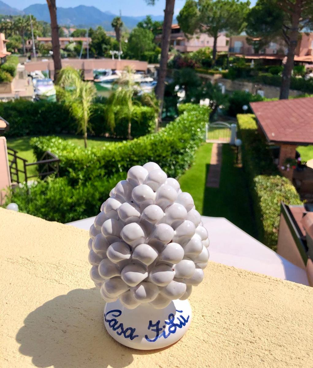 Casa FiLu’ a Portorosa Baia dei Delfini - Housity