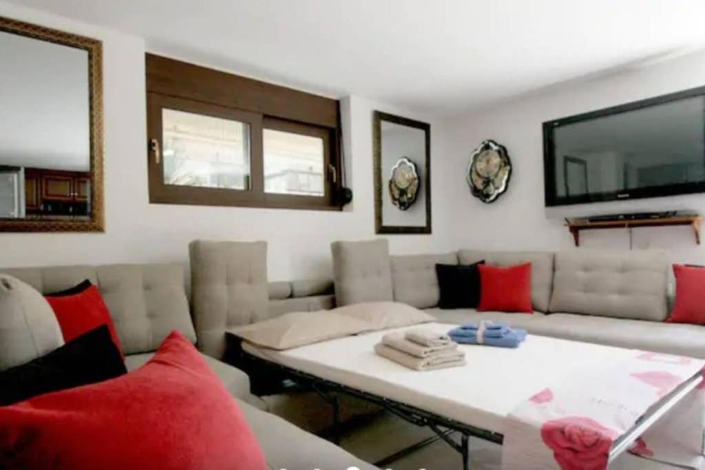 Suitetrails - Apartment with Premium Facilities