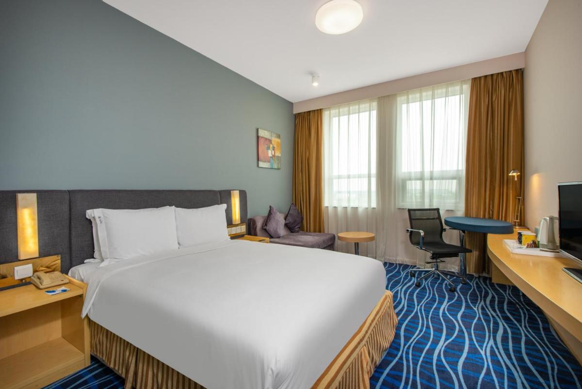 Holiday Inn Express Tianjin Airport, an IHG Hotel - Housity