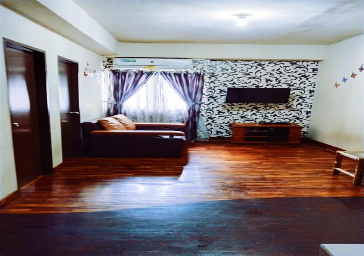 Suitetrails - The suites Metro Apartment by Desta Farispro