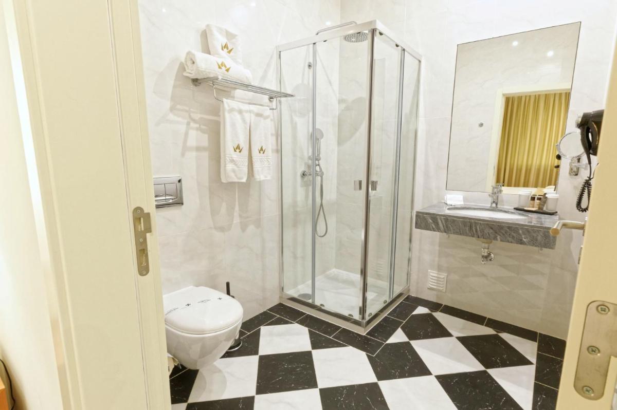 Lagoa Hotel - Housity