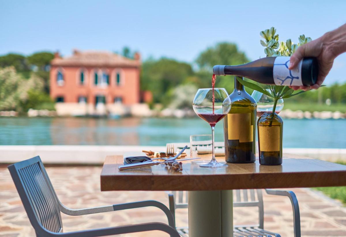 Venissa Wine Resort - Housity