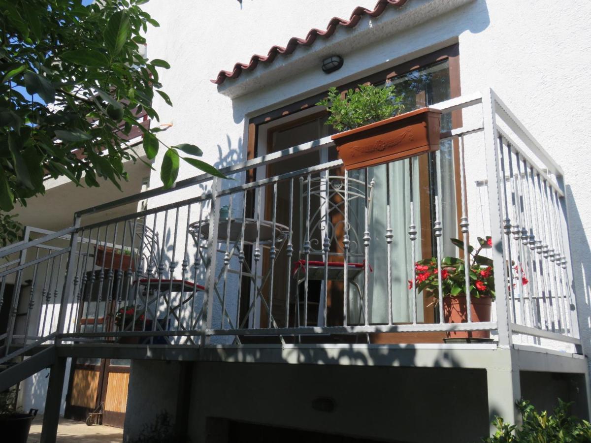 Studio Apartment Meden - Housity