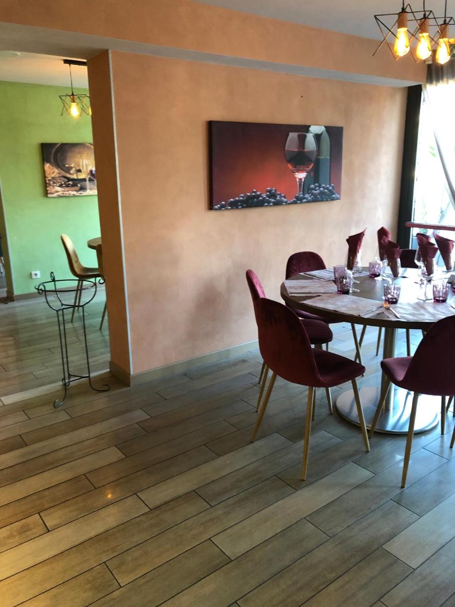 Hotel Ibis Budget Nice Palais Nikaia - Housity