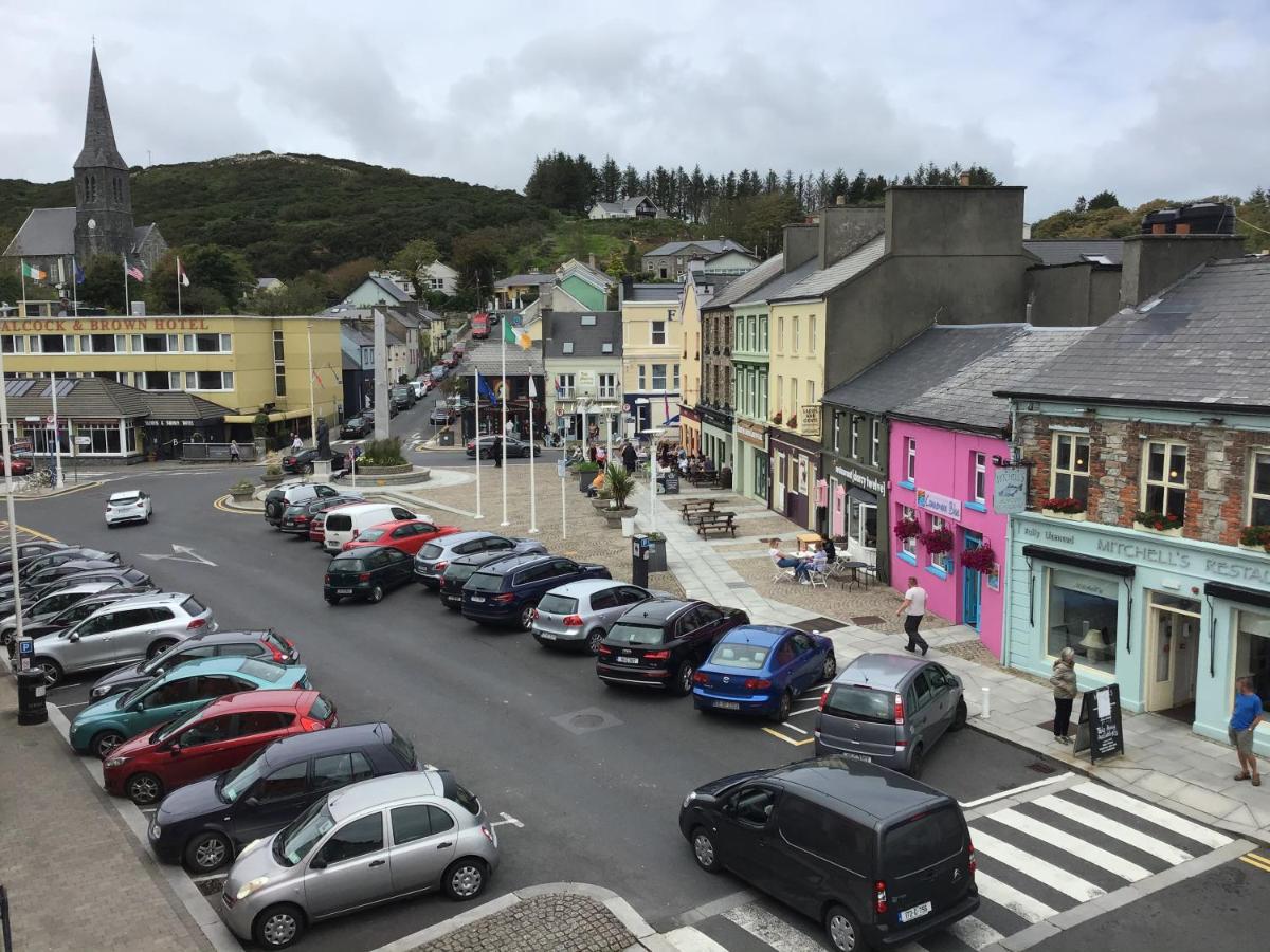 Apartment 8, Clifden Bay Apartments - Housity