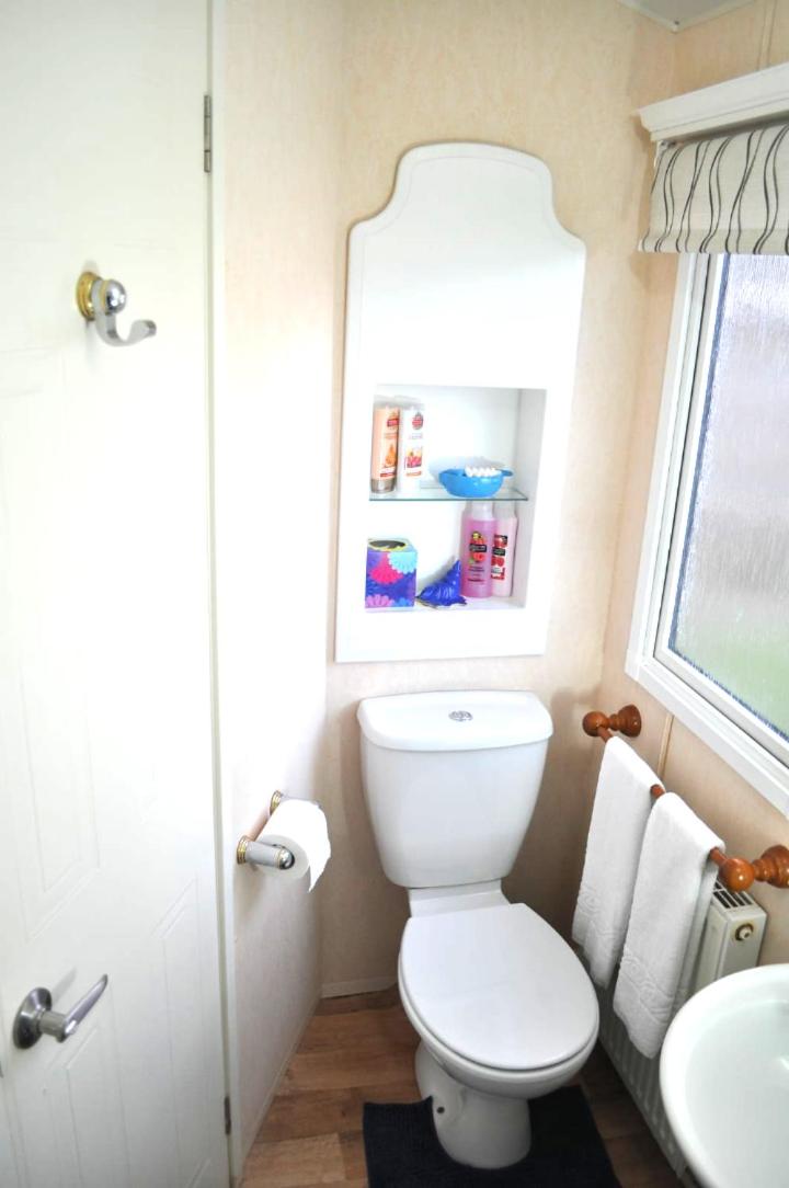 Caravan by Camber Sands - Housity