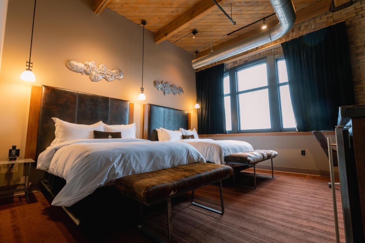 The Iron Horse Hotel - Housity
