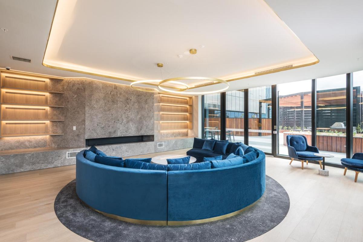 Sky One Apartments by CLLIX - Housity