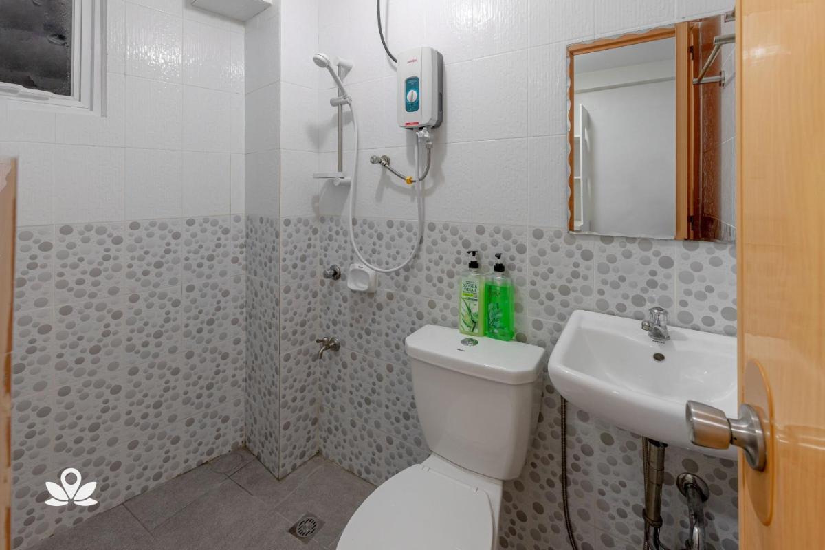 Happy Grey Hotel Vigan - Housity