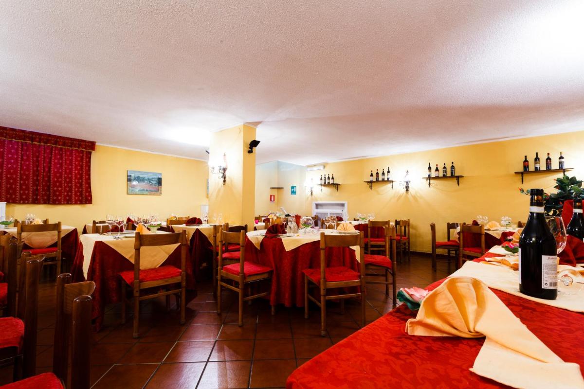 Hotel Biancaneve - Housity