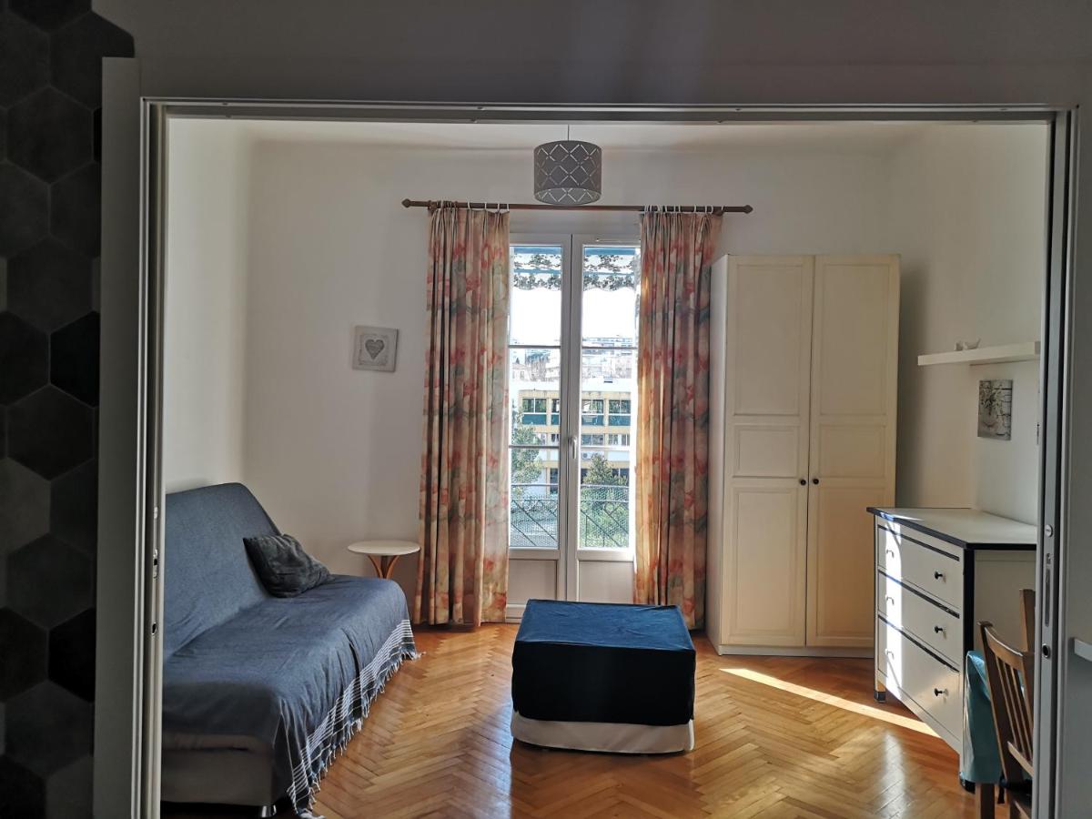 Apartment Palais de Coppet - Hizvo