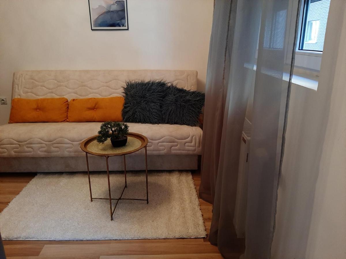 apartman m - Housity