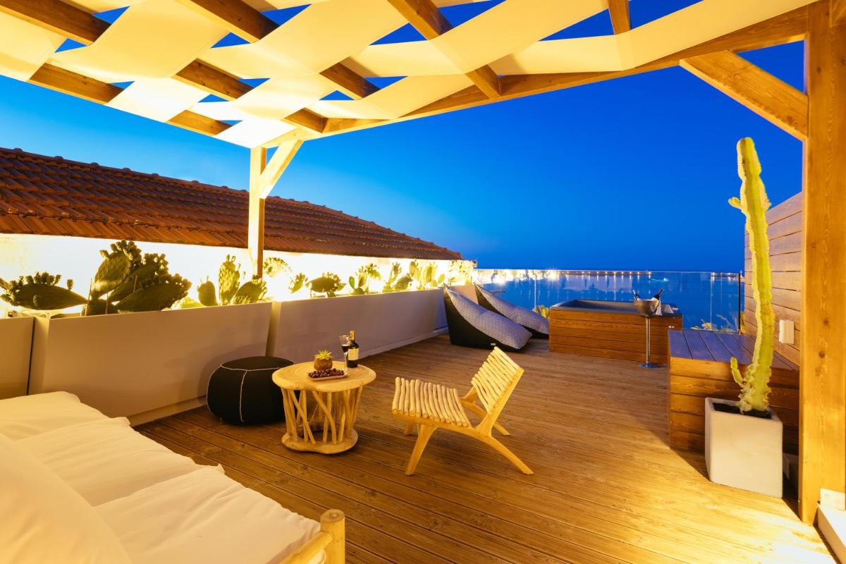 Μuses Suites - Housity