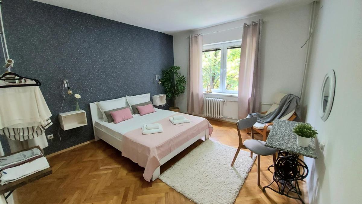 Inner City Two Bedroom Apartment - Hizvo