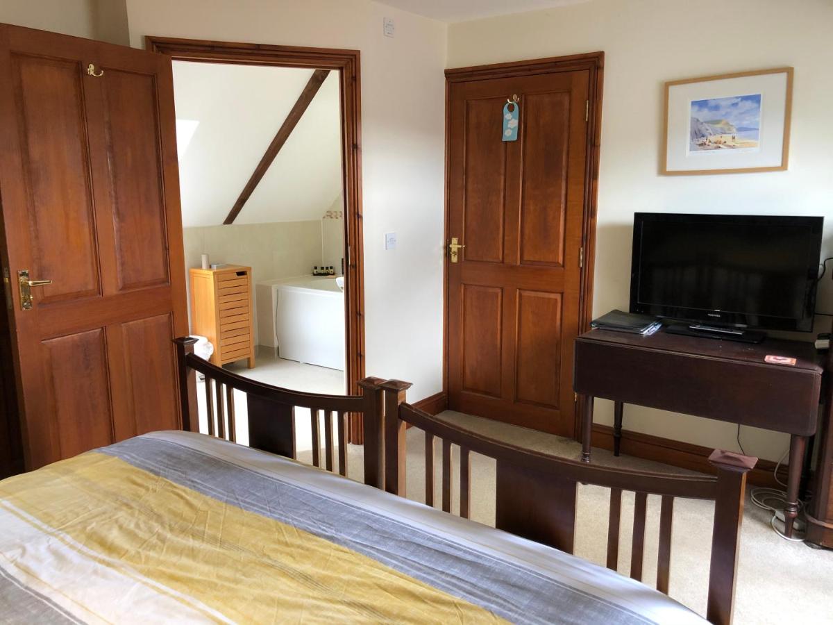 The Old Mill Bed and Breakfast - Housity