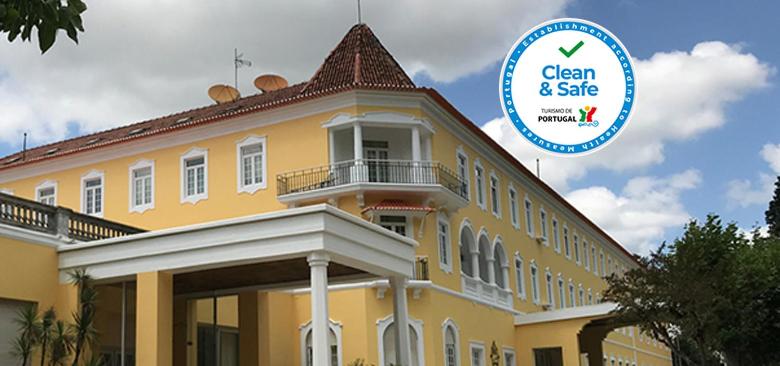 O edifício onde o hotel está situado