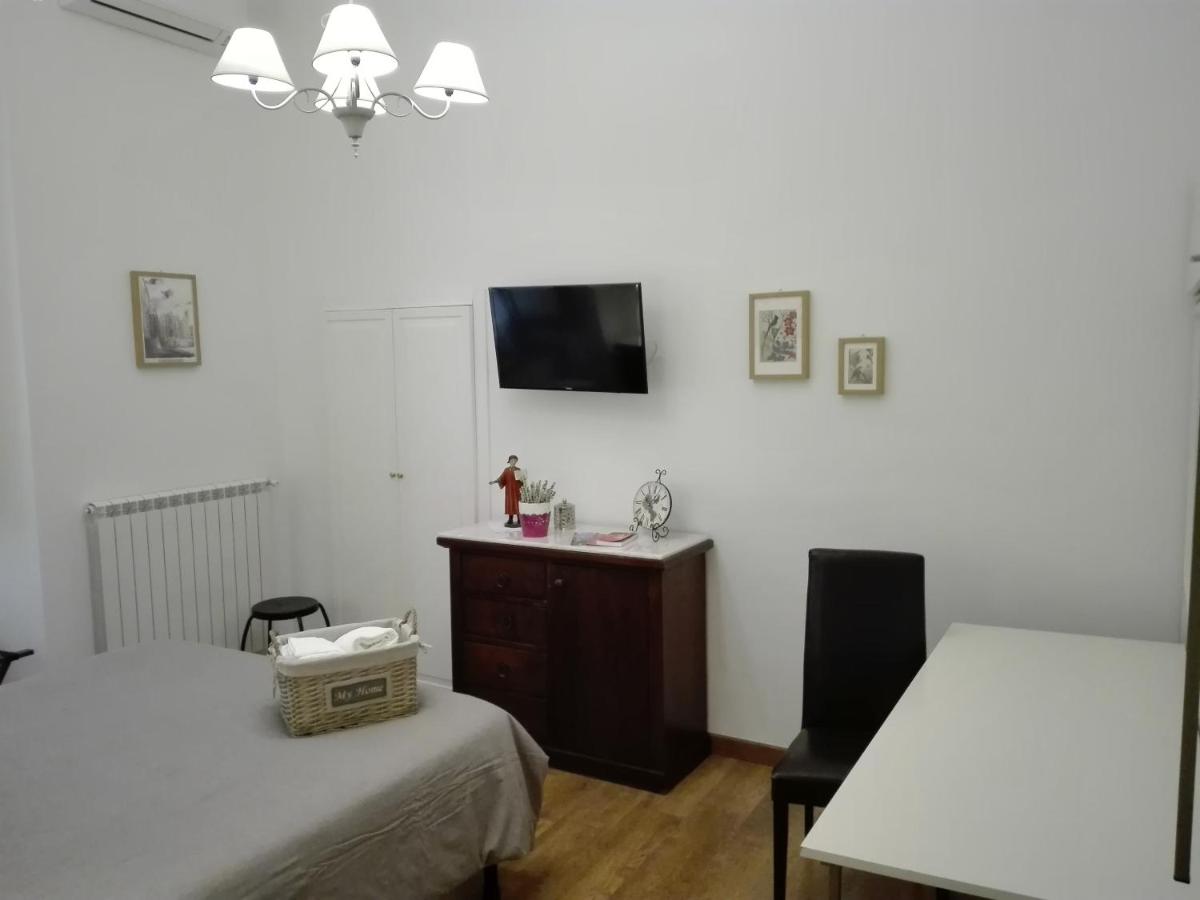 Napoli Pietrasanta LT - Housity