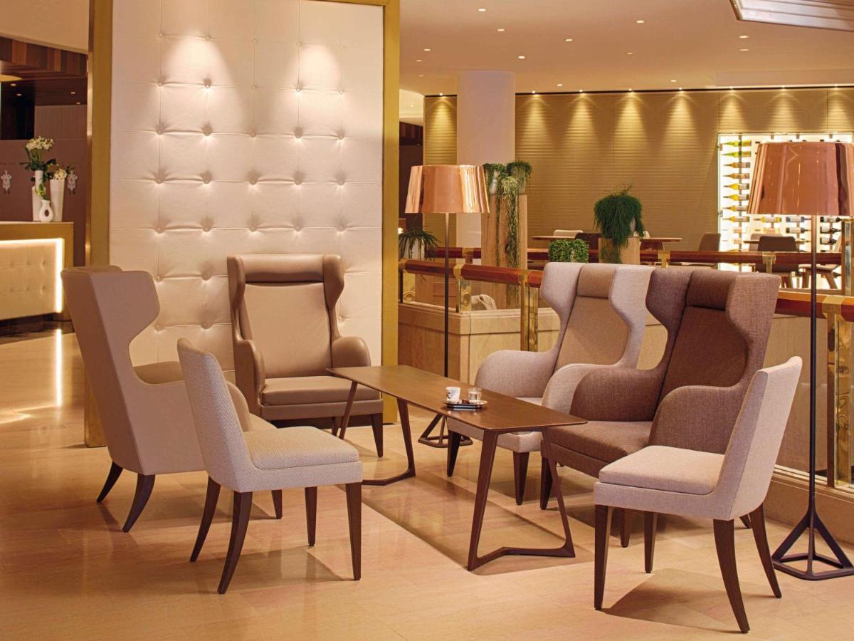 Mövenpick Hotel Geneva - Housity