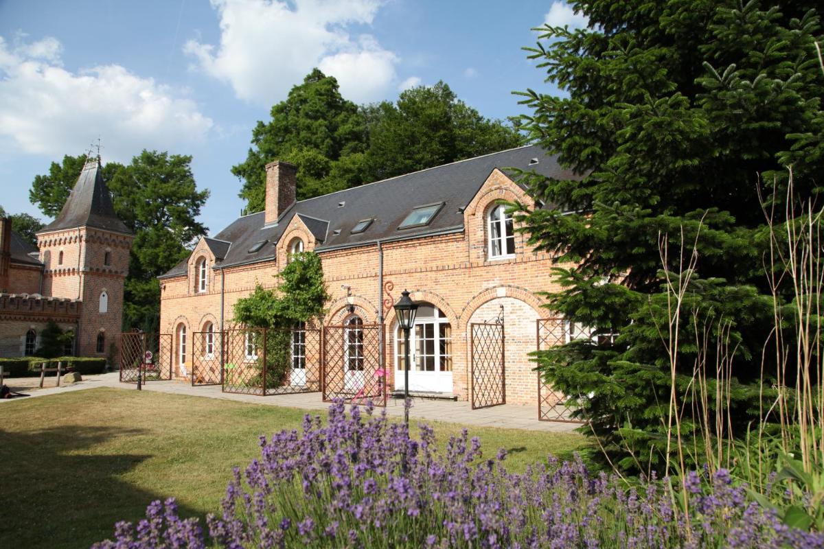 Hostellerie Du Château Les Muids - Housity