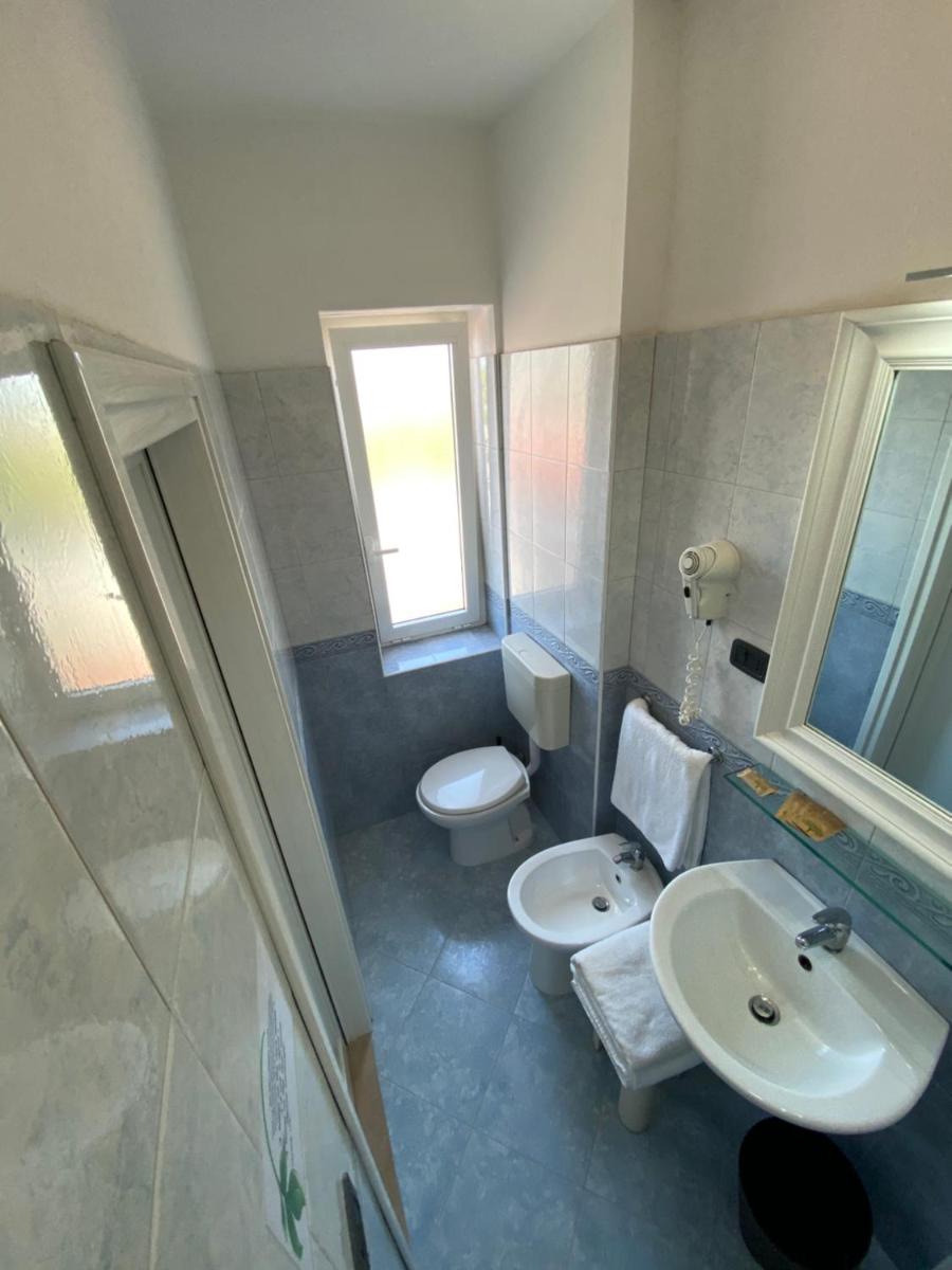 HOTEL D'ANNUNZIO - Housity