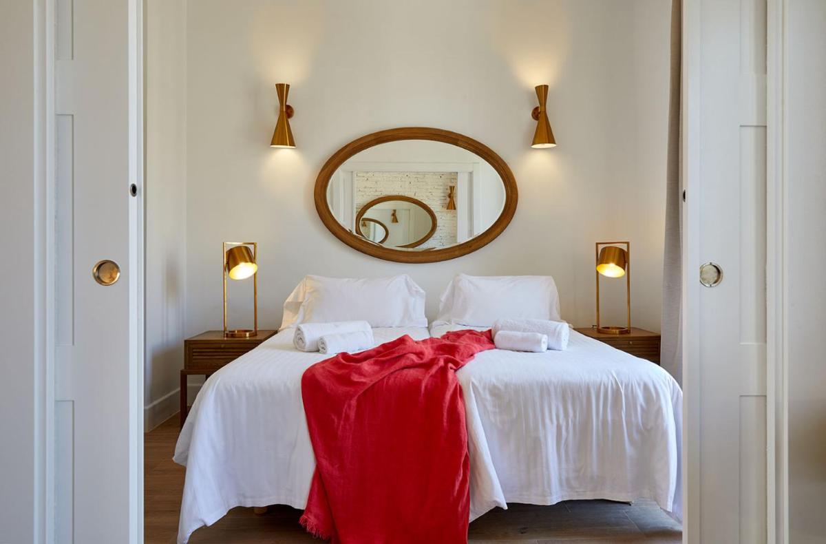 Lodgingmalaga Plaza Constitucion - Housity