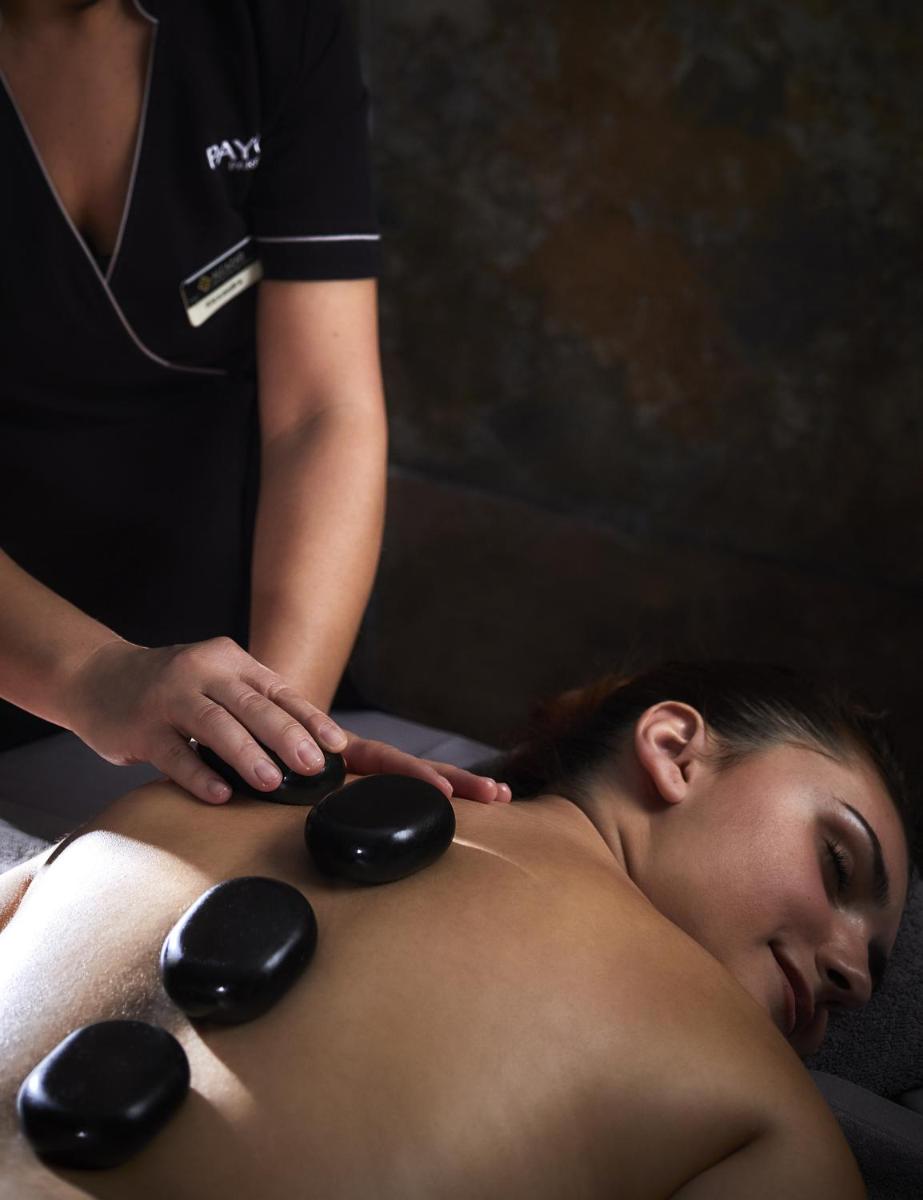 O spa e/ou outras comodidades de bem-estar em Alcazar Hotel & SPA