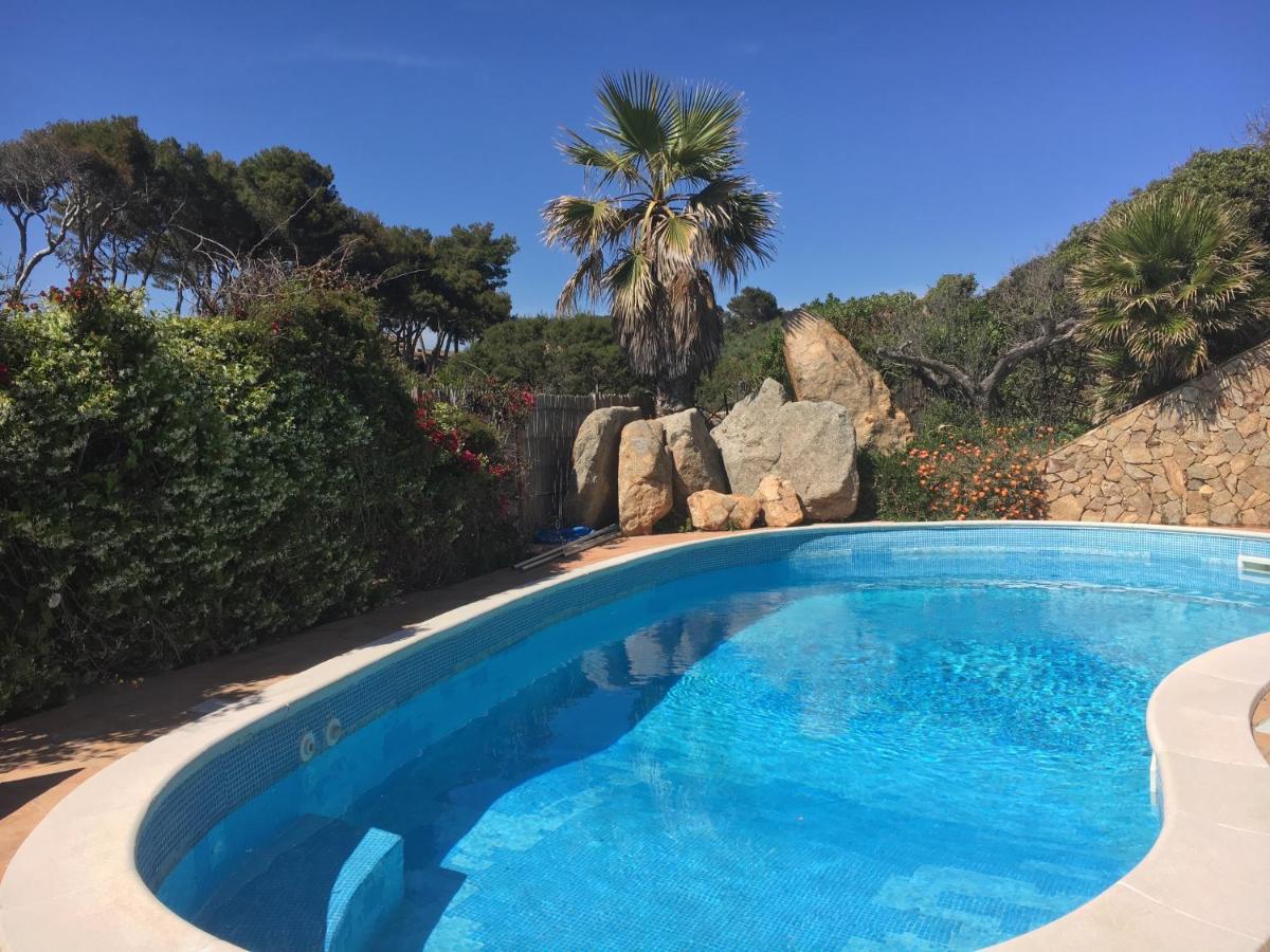 Suitetrails - Villa + pool on the beach